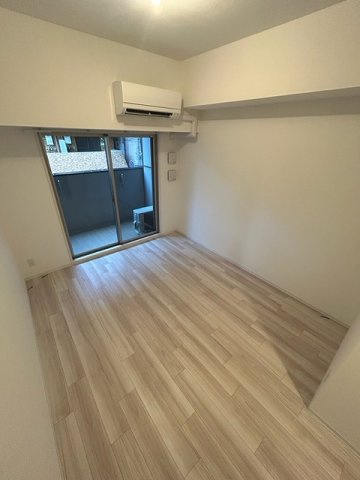神戸市中央区琴ノ緒町４丁目の賃貸マンションの居間・リビング