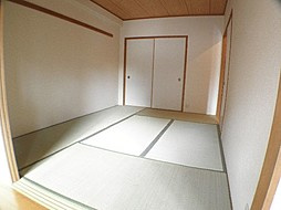神戸市東灘区深江南町３丁目の賃貸マンションの居間・リビング