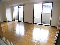 神戸市東灘区深江南町３丁目の賃貸マンションの居間・リビング