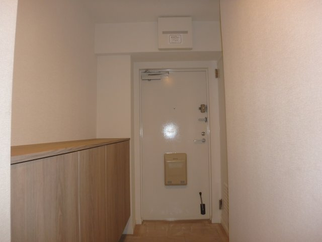 神戸市東灘区御影３丁目の賃貸マンションの玄関