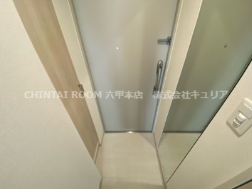 神戸市灘区岩屋中町２丁目の賃貸マンションの玄関