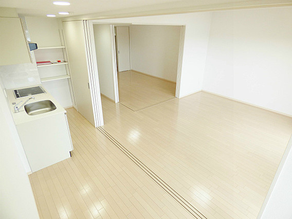 神戸市東灘区深江南町１丁目の賃貸マンションの居間・リビング
