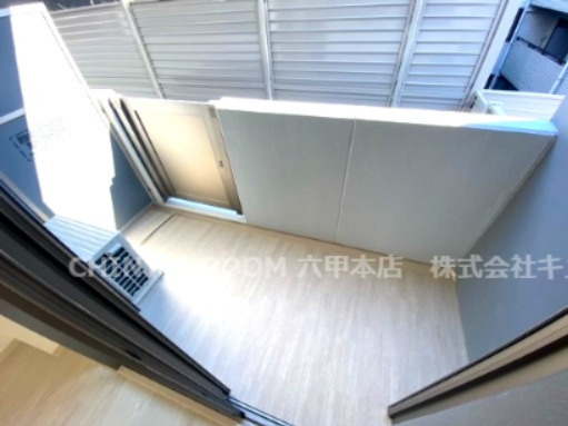 神戸市灘区岩屋中町２丁目の賃貸マンションのバルコニー