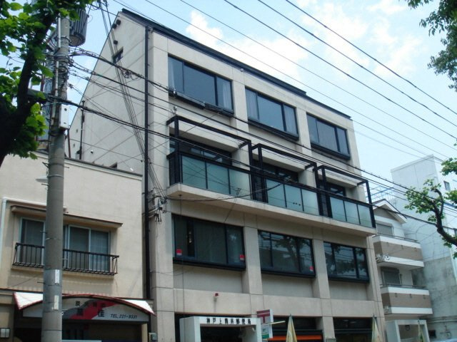 スーペリア上筒井の外観