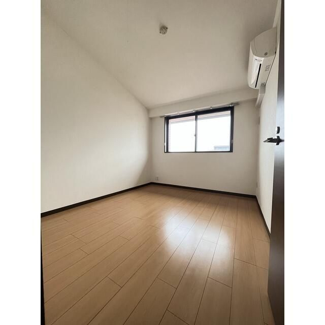 シャンクレール南流山の洋室