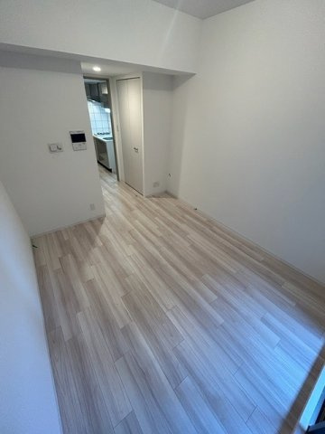 神戸市中央区琴ノ緒町４丁目の賃貸マンションの居間・リビング
