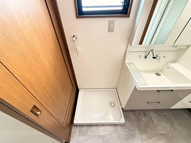 神戸市東灘区深江南町４丁目の賃貸マンションの洗面所