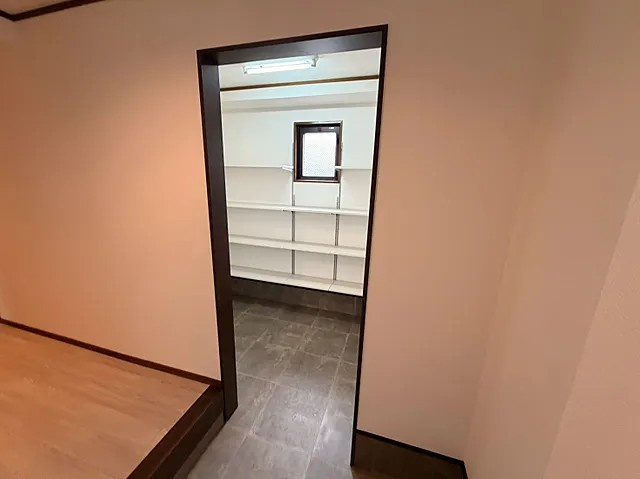 神戸市東灘区深江南町４丁目の賃貸マンションの収納
