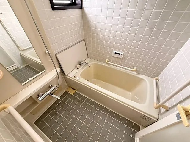 神戸市東灘区深江南町４丁目の賃貸マンションの浴室