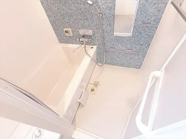 神戸市東灘区御影石町３丁目の賃貸マンションの浴室
