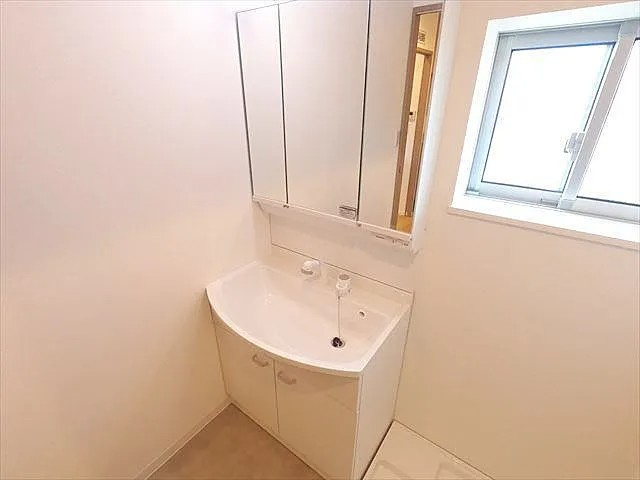 神戸市東灘区御影石町３丁目の賃貸マンションの洗面所