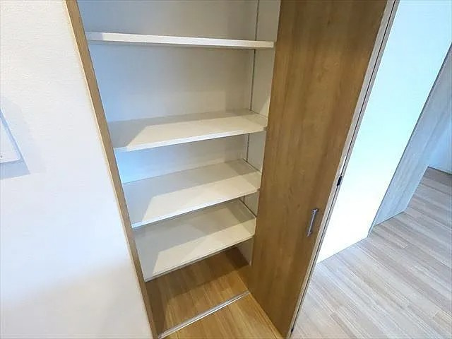 神戸市東灘区御影石町３丁目の賃貸マンションの収納