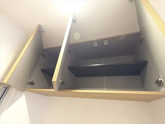 神戸市東灘区御影石町３丁目の賃貸マンションの玄関