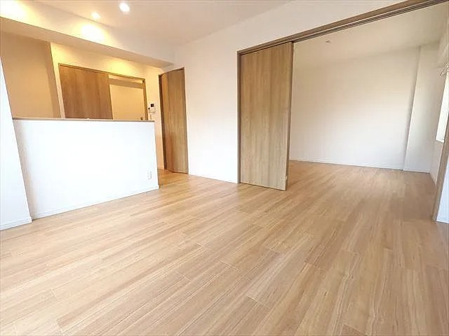神戸市東灘区御影石町３丁目の賃貸マンションの居間・リビング