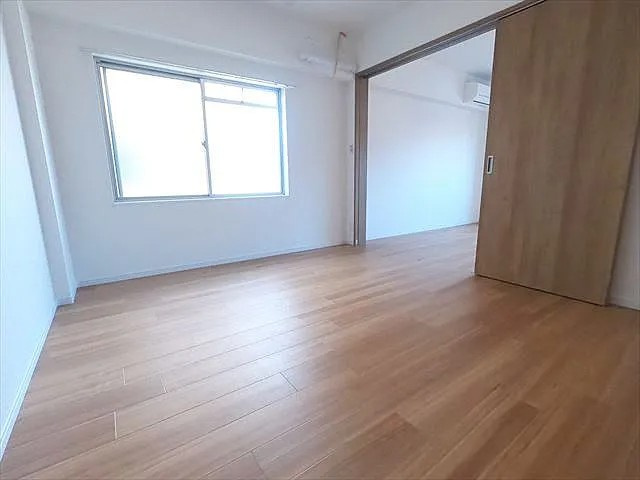 神戸市東灘区御影石町３丁目の賃貸マンションの居間・リビング