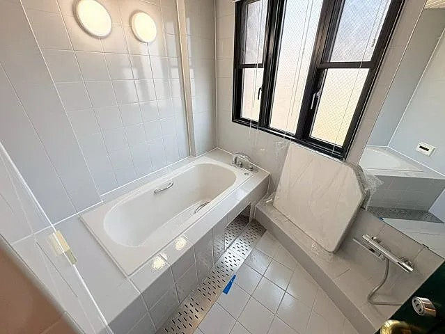 芦屋市三条町の賃貸マンションの浴室