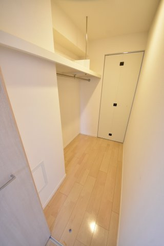 神戸市中央区栄町通６丁目の賃貸マンションの収納