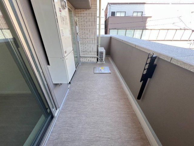 神戸市中央区海岸通１丁目の賃貸マンションのバルコニー