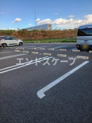ミニヨンパレ　Ⅱの駐車場|高崎、前橋のお部屋探しはエンドスケープまで！お客様の理想お聞かせ下さい♪