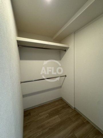アーバネックス南森町EASTの収納|アーバネックス南森町EAST　ウォークインクローゼット