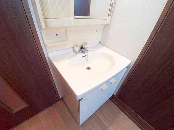 サンフラワー御影の洗面所