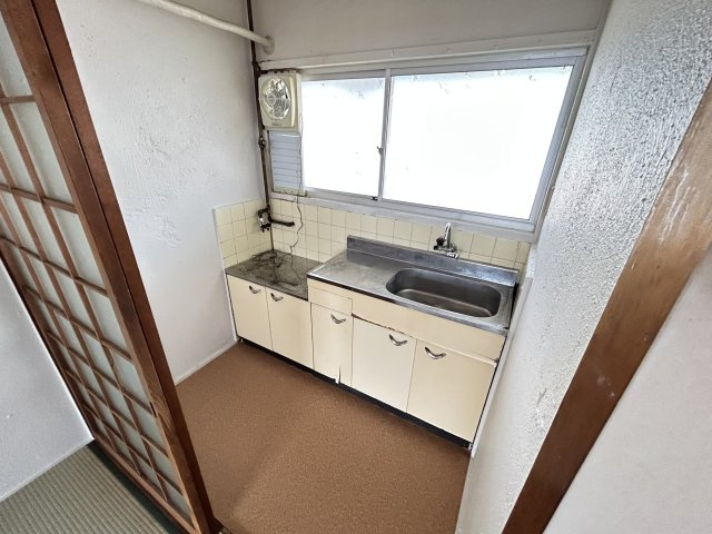 富田林市山中田アパートの独立洗面台