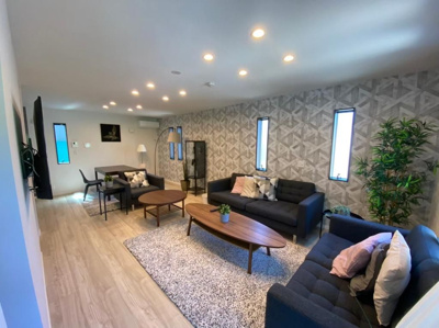  | Ｅｎａｌｅｅ　Ｂａｃｈ　Ｖｉｌｌａ