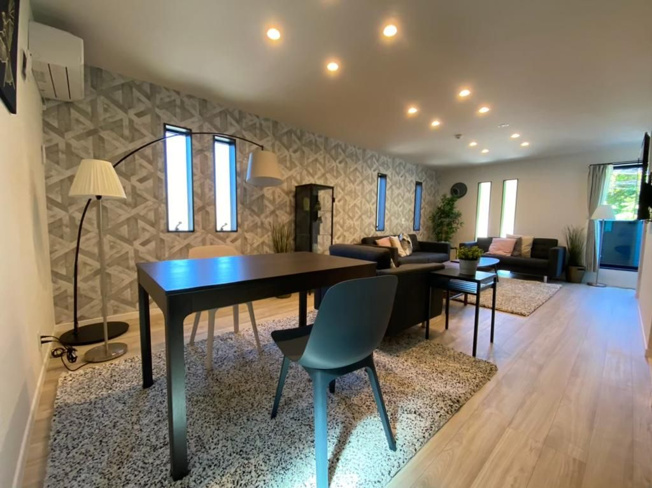  | Ｅｎａｌｅｅ　Ｂａｃｈ　Ｖｉｌｌａ