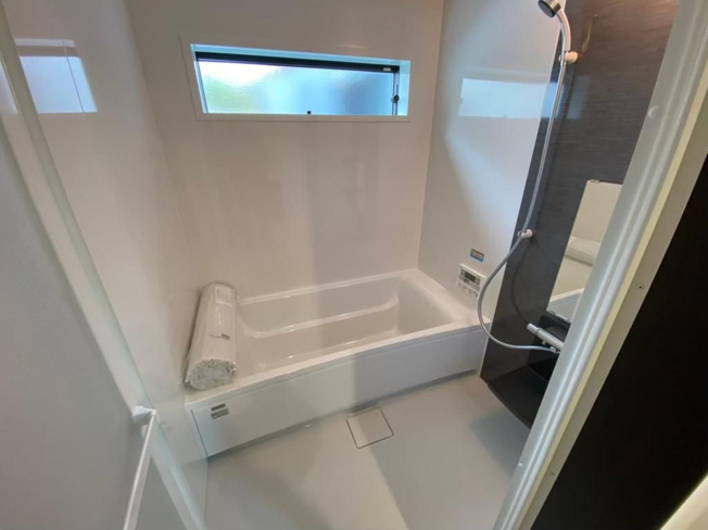 | Ｅｎａｌｅｅ　Ｂａｃｈ　Ｖｉｌｌａ