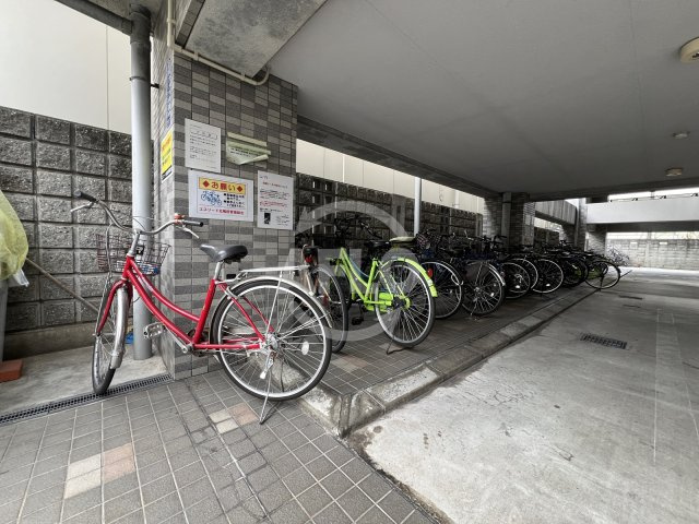 エスリード北梅田のその他共用部分|エスリード北梅田　駐輪場