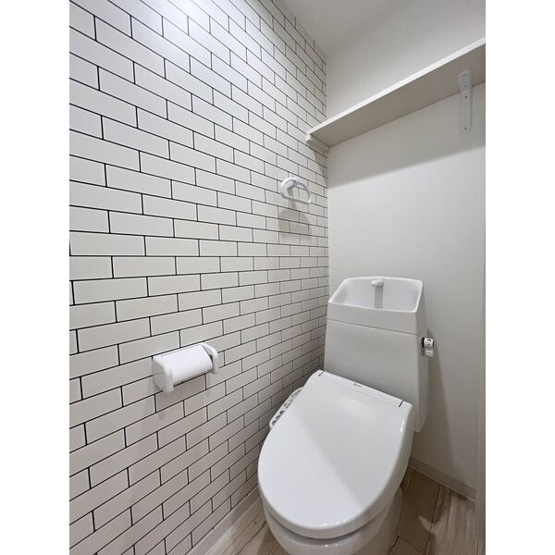 【トイレ】 | fika栄生(フィーカサコウ) | ゆったりとした空間のトイレです