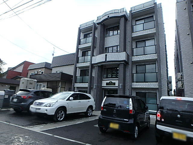 ラ・シャルモント東札幌