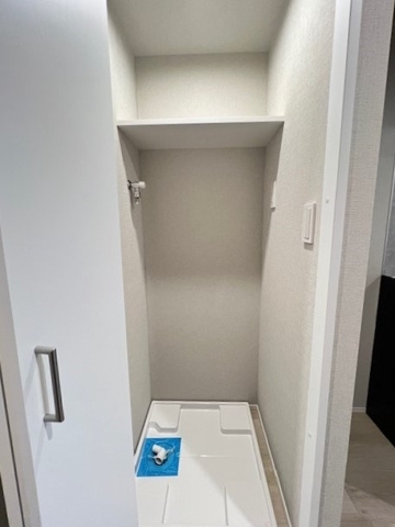 新品家具付きマンション岩本町1A(KaGood東京)の内装