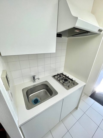 新品家具付きマンション高田6(KaGood東京)のキッチン
