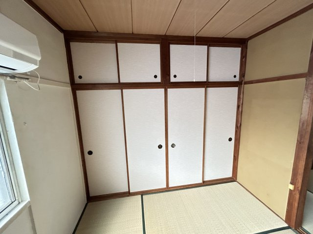 富田林市山中田アパートの収納