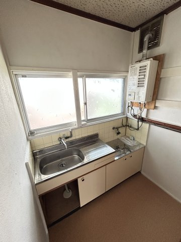 富田林市山中田アパートのキッチン