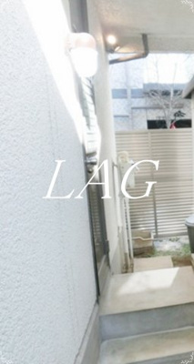 【玄関】 | 北区西が丘１丁目戸建 | 玄関です。