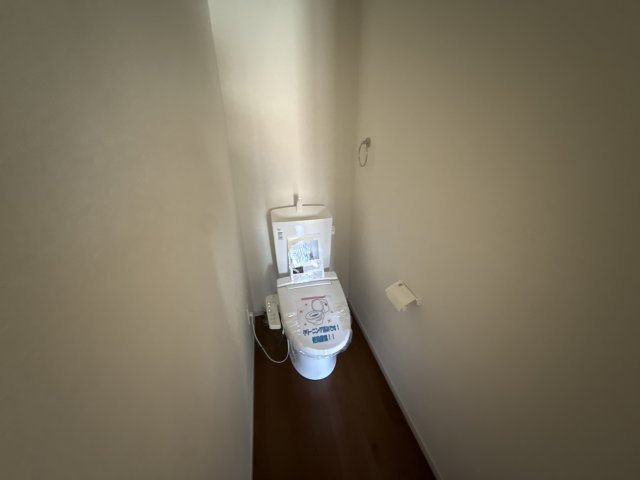 飾磨区構戸建１号棟のトイレ