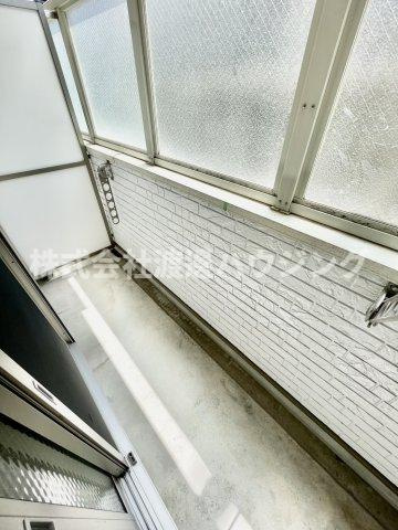 KTIレジデンス江坂のバルコニー