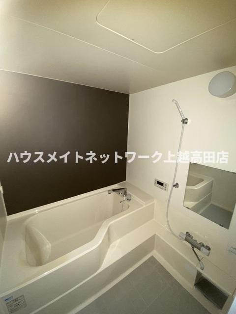 フォレストヒルズＣ棟の浴室|追焚機能付