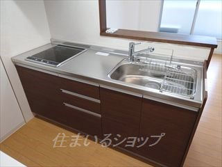 ＧＫビルのキッチン|ＩＨ２口コンロ付き対面キッチン
