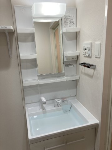 クレヴィスタ横浜綱島の洗面所