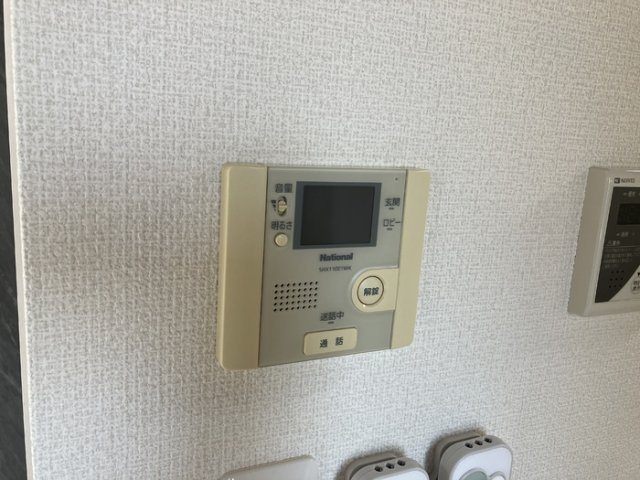 リビングタウン北川添 B棟のセキュリティ|モニター付きインターホン