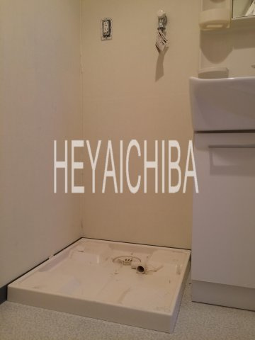 ドゥメゾン戸田の設備|洗濯機置場
