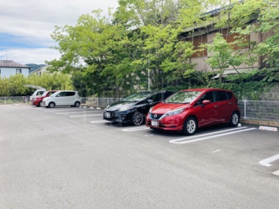 【駐車場】 | Ｍａｉｓｏｎ　ｄｅ　Ｐｒｕｎｉｅｒ