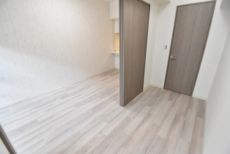 プレサンス堺筋本町ディスティニー　仲介手数料無料の洋室