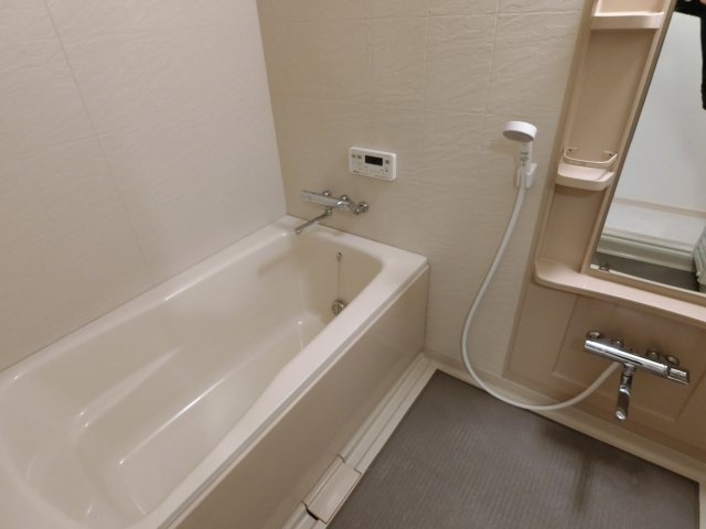 ボヌール博多の浴室