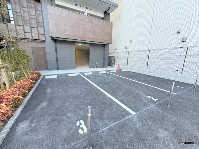 エスリードザカレント大阪　仲介手数料無料の駐車場