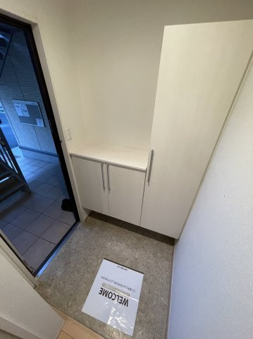 【玄関】 | サンファースト　Ｄ