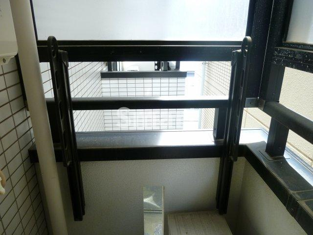 【バルコニー】 | モンシャトー中野・新井館